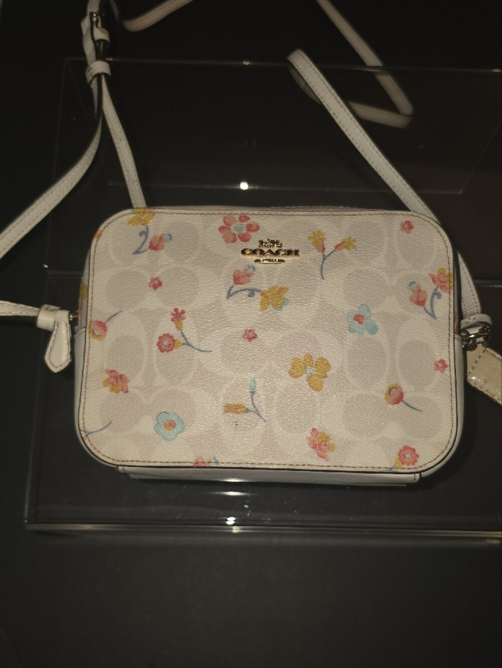 Coach Mini Camera Bag In Signature Canvas Crossbody. A2239-C8700. 7×5×2 - Picture 7 of 16